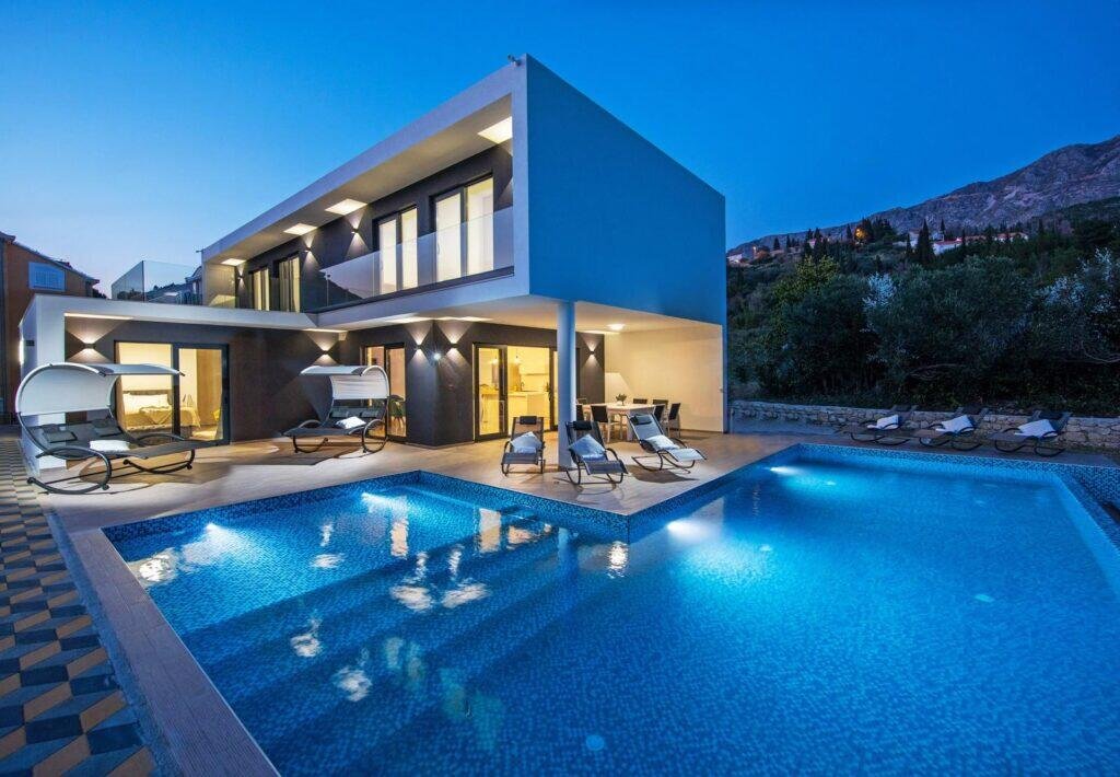 Villa Aether in Mlini with pool and outdoor activities.