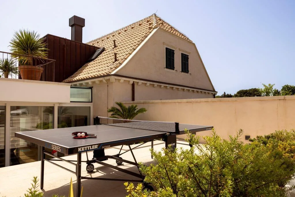 Outdoor table tennis on the terrace at Villa La Rose